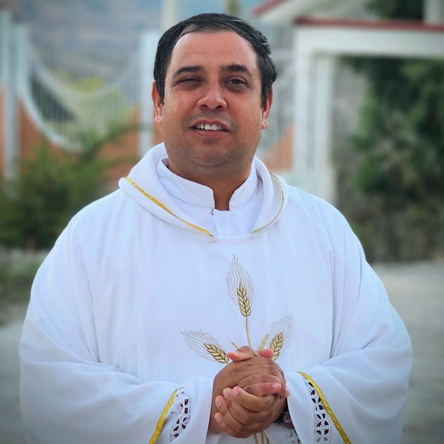 Padre Arturo Cornejo